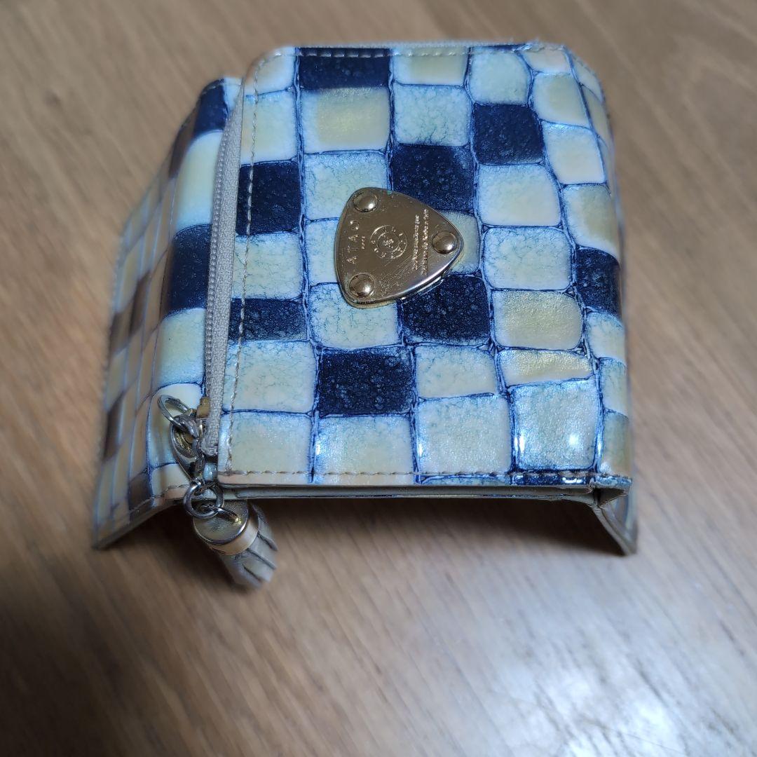 【美品】アタオ ワルツ ヴィトロ 3つ折り財布 エナメル レザー ブループリズム
