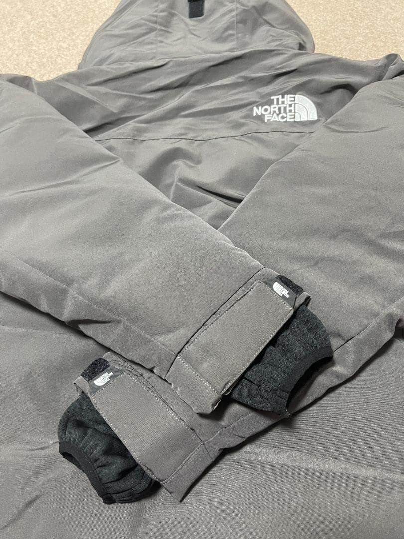 新品　韓国限定ノースフェイス グースダウンジャケット グレー 高級色 メンズ S