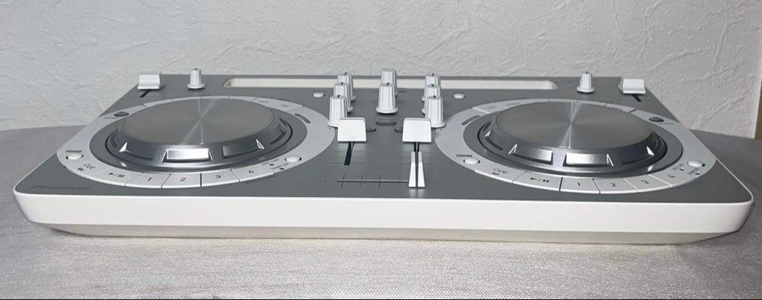 ⑧Pioneerパイオニア　 DDJ-WEG03ーW　コントローラー