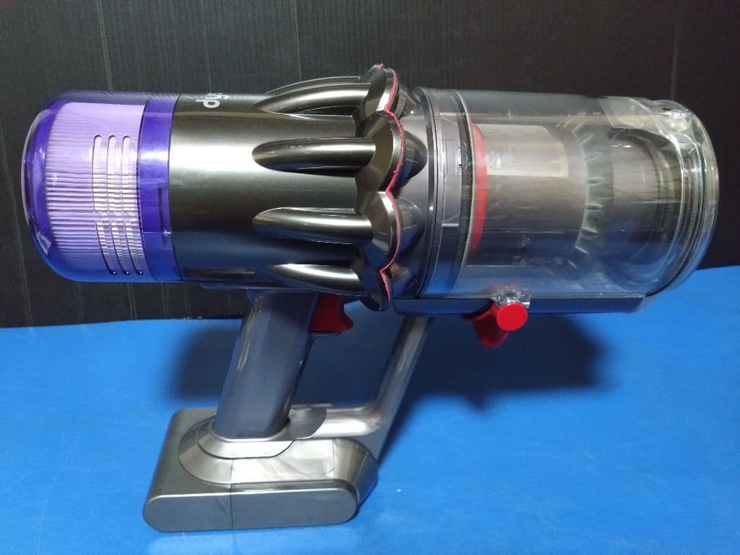 大人気モデル！dyson‼️デジタルスリムフィラフィ SV18充電スタンド付き④