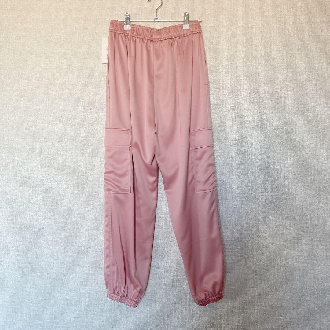 【新品未使用】マチャット macchat サテンカーゴパンツ　ピンク