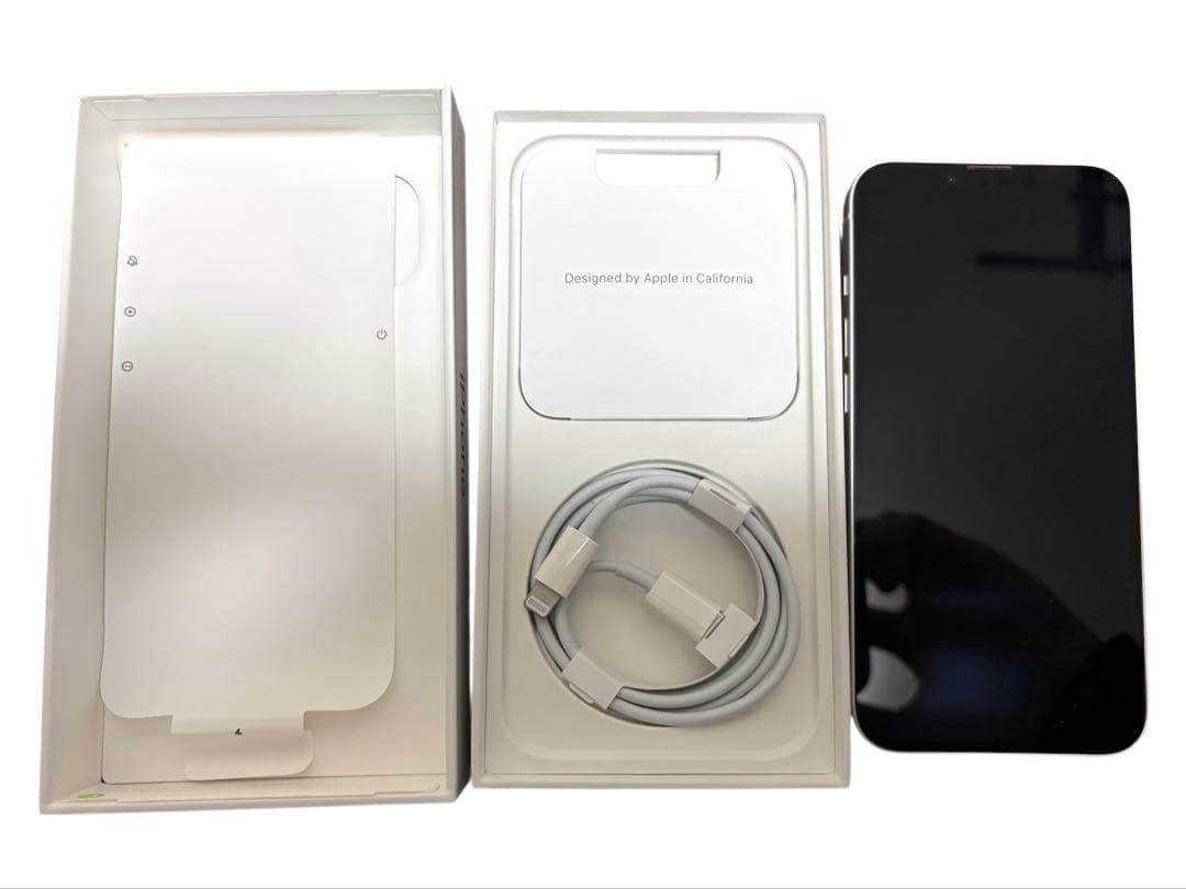Apple iPhone 13 スターライト 本体　128GB