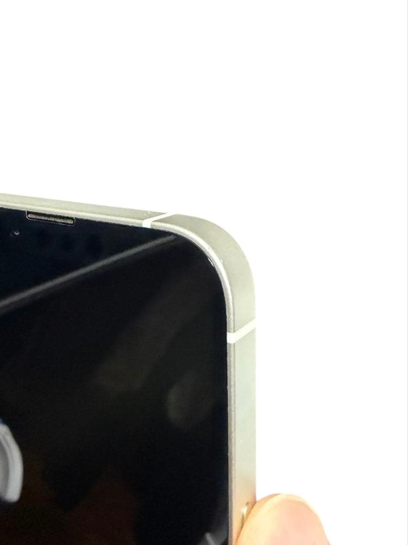 Apple iPhone 13 スターライト 本体　128GB