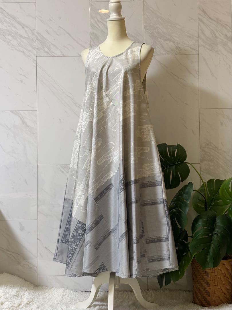 白大島紬リメイク　白大島紬ロングワンピース　白大島紬ジャンパースカート