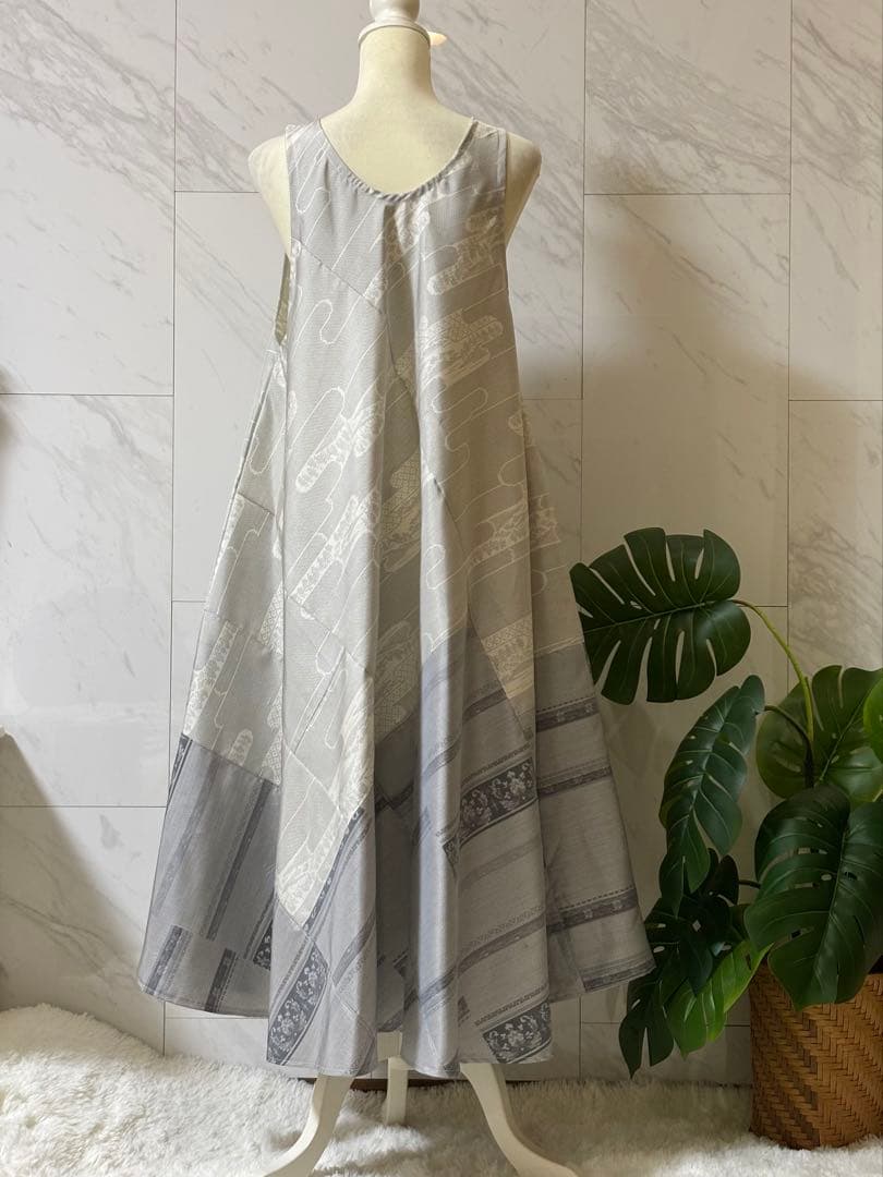 白大島紬リメイク　白大島紬ロングワンピース　白大島紬ジャンパースカート