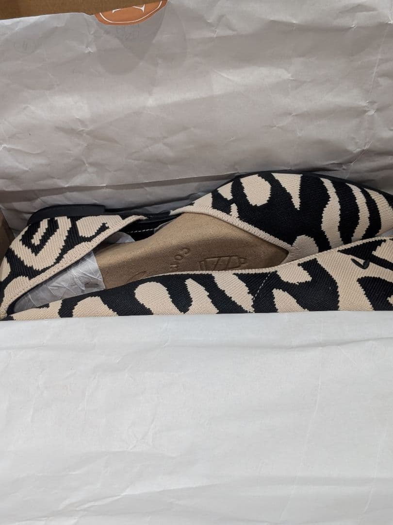 【試し履きのみ✨】箱ありVIVAIA ポインテッドトゥ フラットシューズ