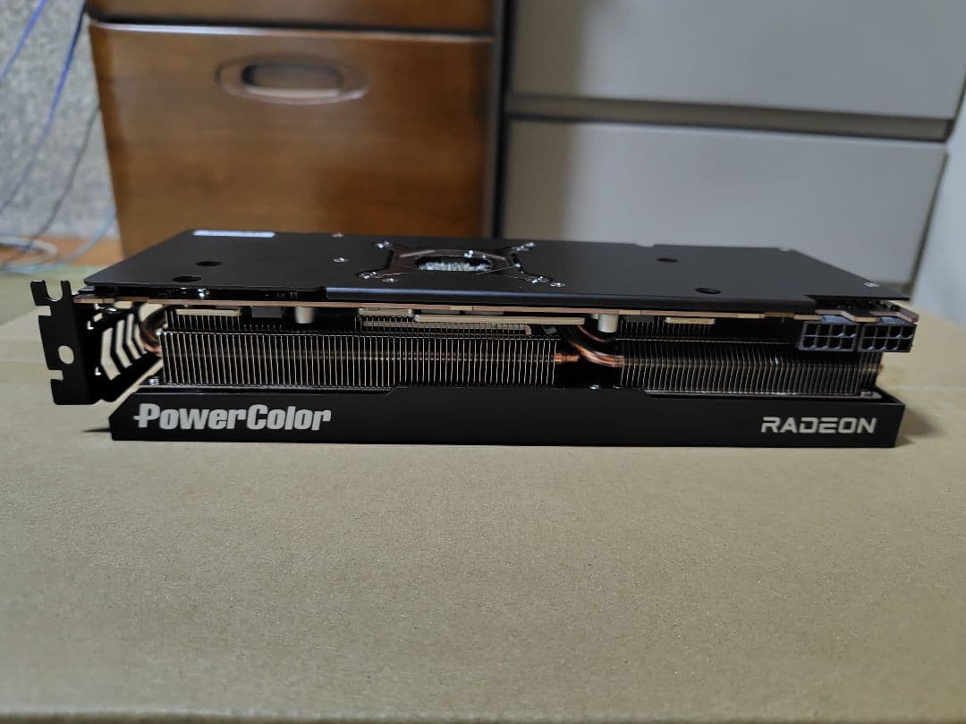 玄人志向RD-RX7800XT-E16GB/DF