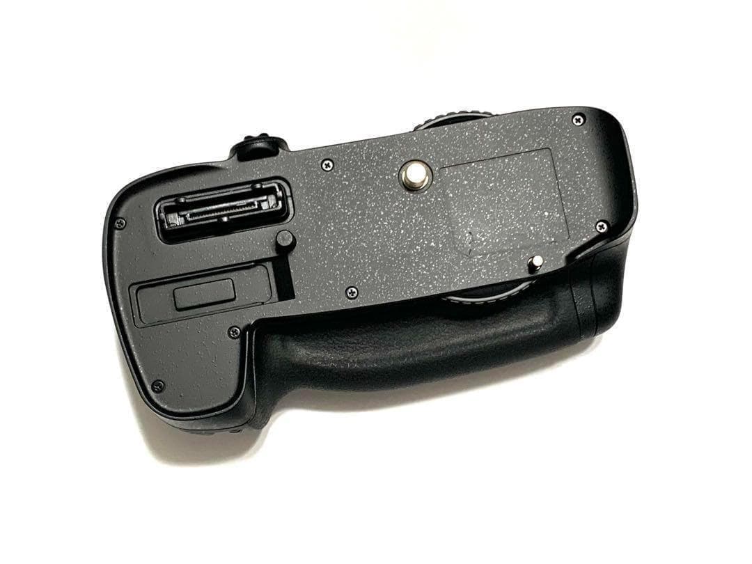 ☆撮影数3万回以下☆NikonD610純正パワーパック付セット FXフルサイズ