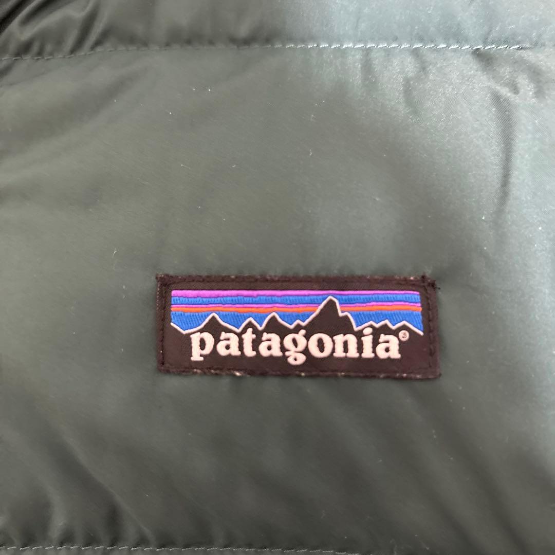 ヒーロー様美品パタゴニアリバーシブルサイレントダウンジャケットFA22 Lサイズ