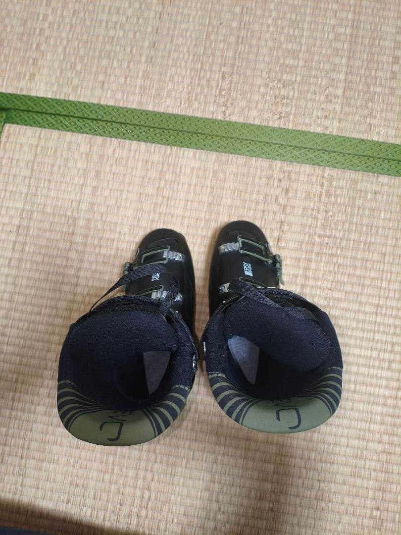 ROSSIGNOL スキーブーツ EVO 70 25.5cm ケース付き