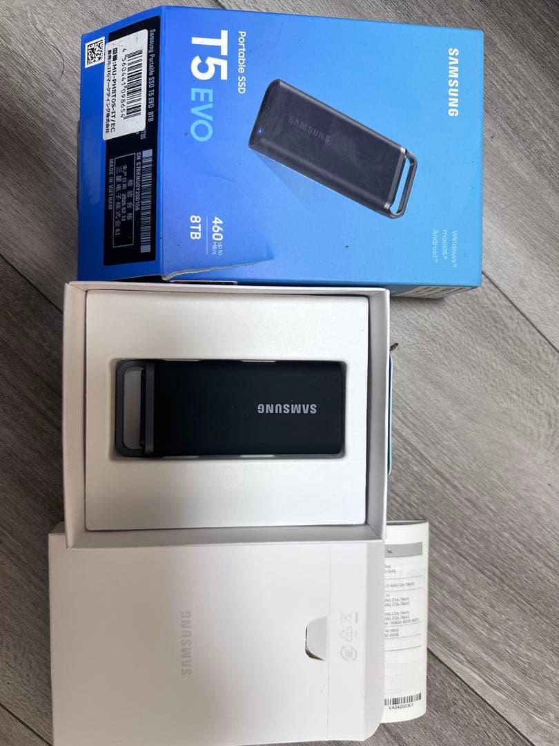 外付けハードディスク・ドライブ Samsung Portable SSD T5 EVO 8TB SSD