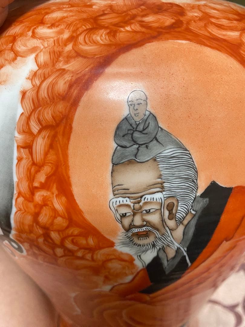 陶器の花瓶 老僧と小僧の絵柄