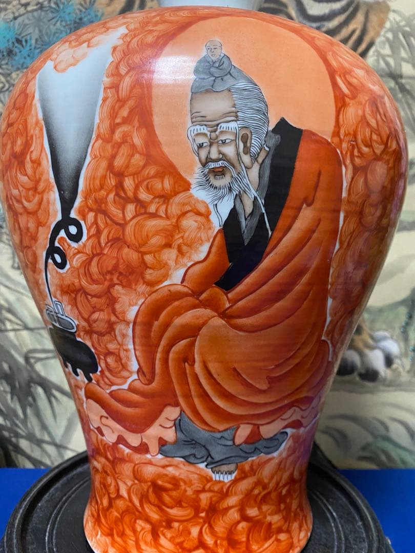 陶器の花瓶 老僧と小僧の絵柄