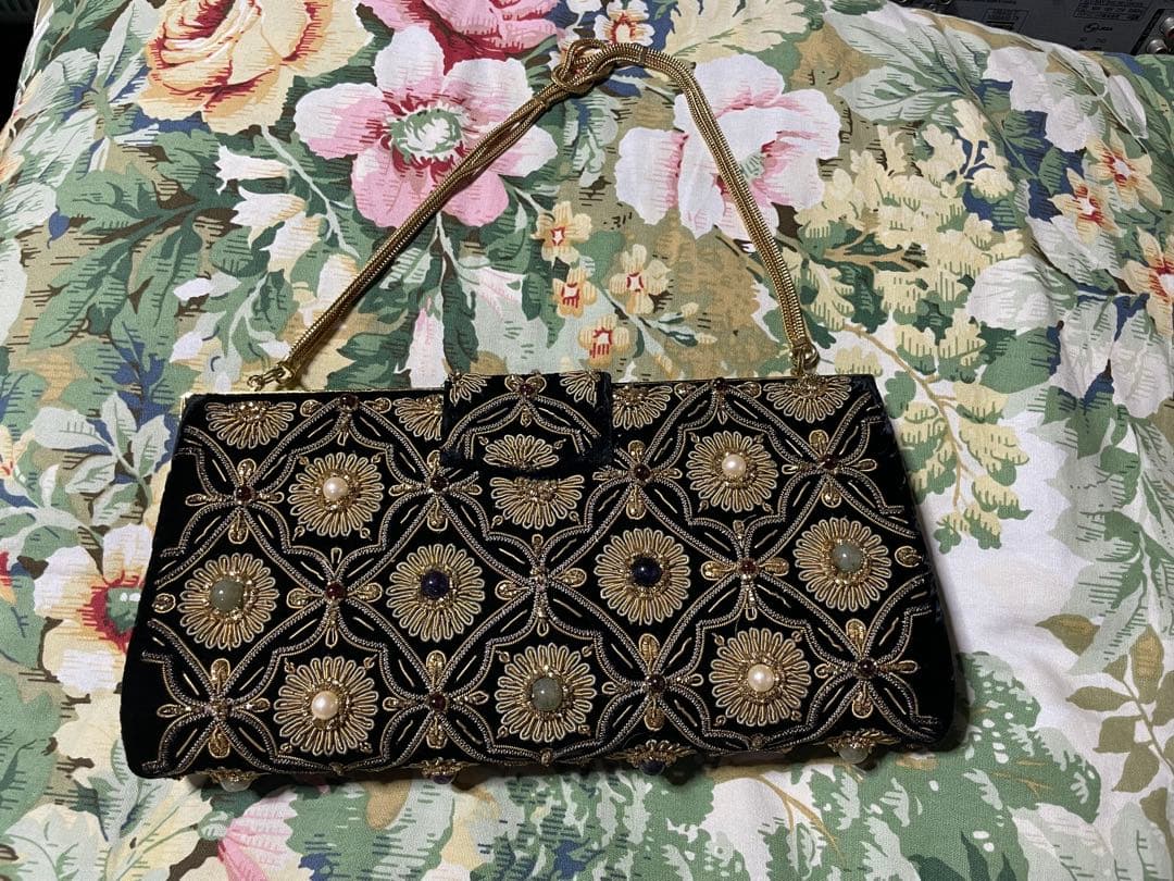 ビンテージビーズ　クラッチバッグ