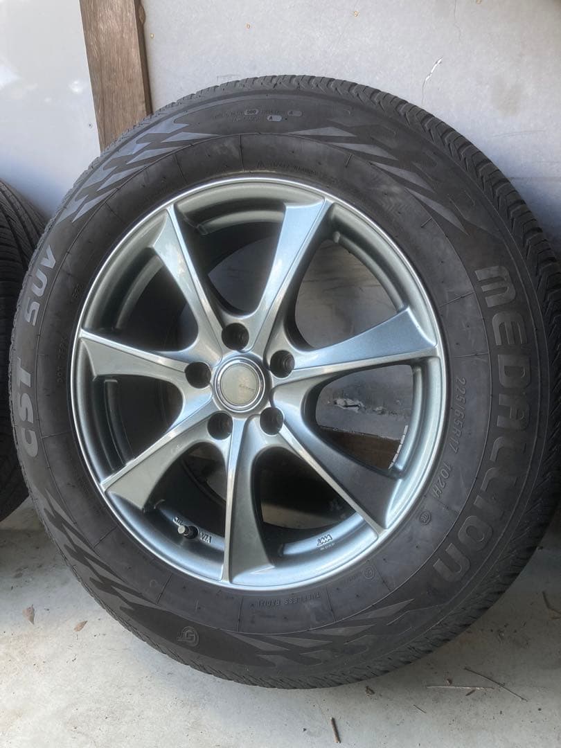 Sushiさん専用①タイヤ&ホイールほぼ新品！LEBEN 17インチ　225/