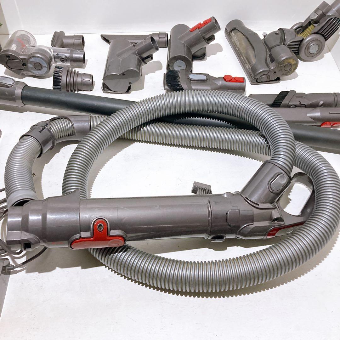 【ジャンク扱い・まとめ売り】ダイソン Dyson 掃除機 本体 パーツ