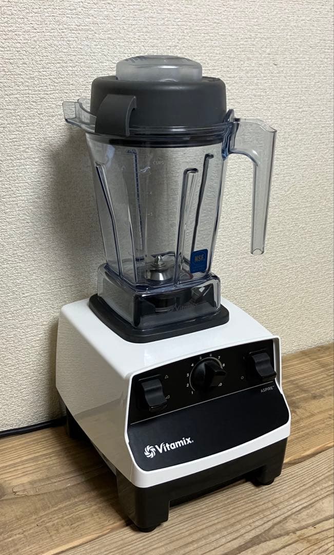 VITAMIX バイタミックス VM0111 白