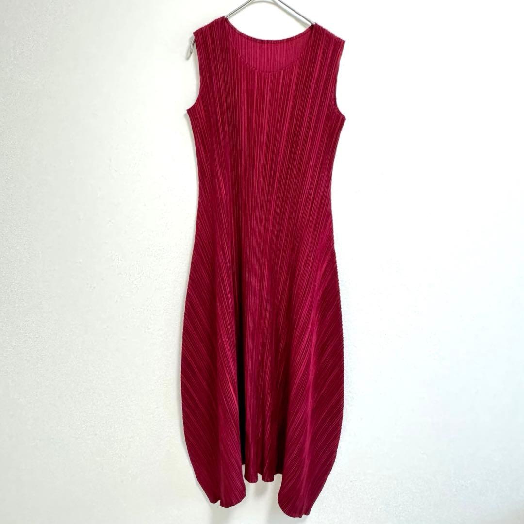 極美品✨PLEATS PLEASE ロングワンピース　ワインレッド　フレア