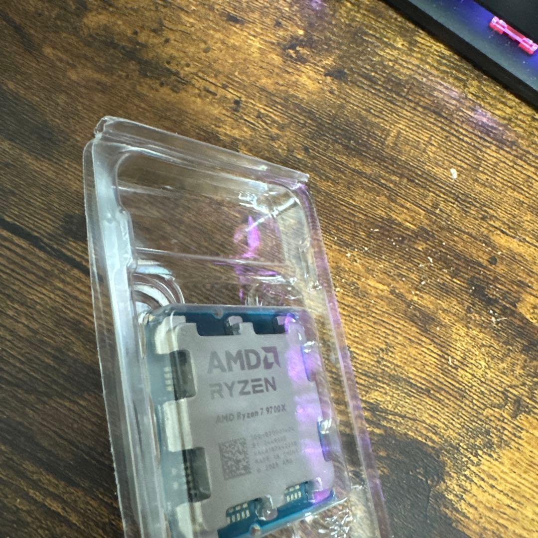 Ryzen 7 9700X バルク 動作保証あり