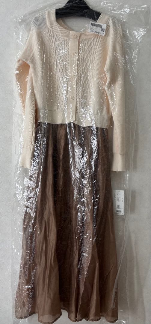 ナチュラル ビューティー ベーシック ケーブル 長袖 ニット ワンピース 白