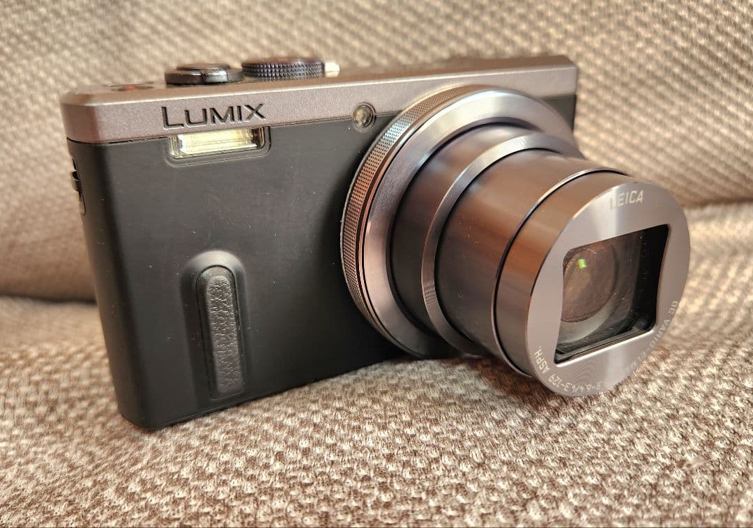 Panasonic Lumix TZ60 コンパクトデジタルカメラ
