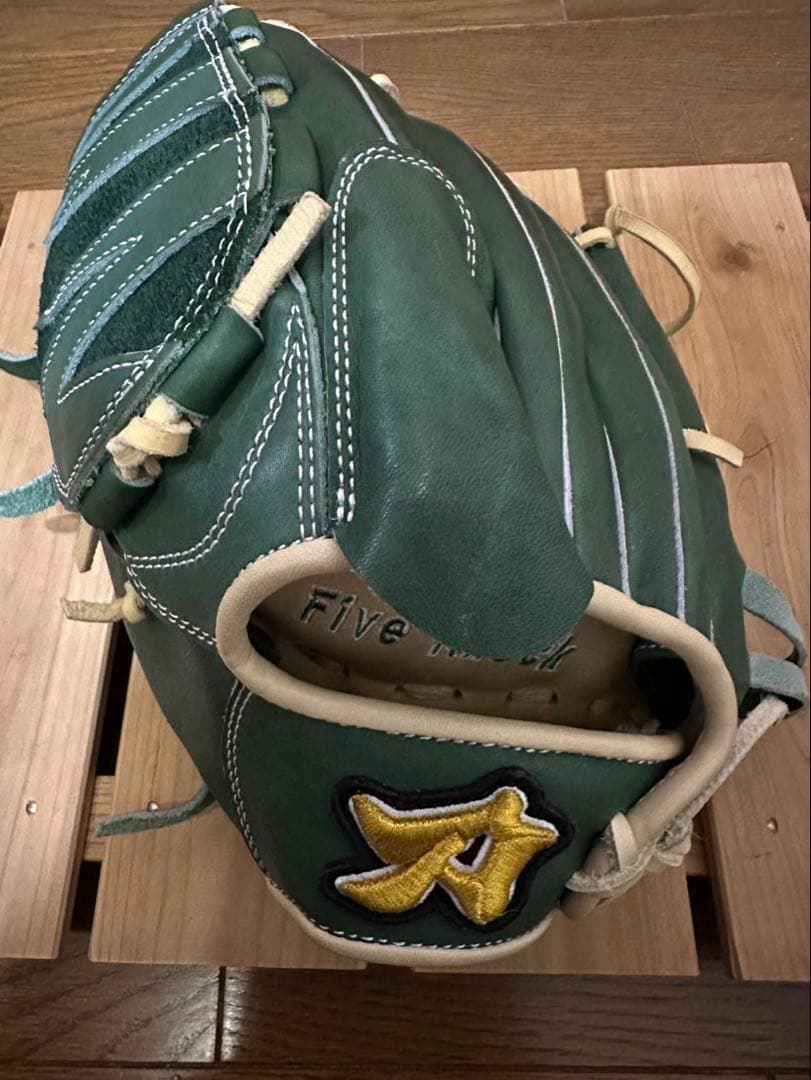 刀グラブ　左投手　硬式