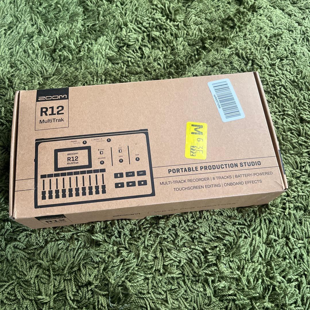 zoom R12 マルチトラックレコーダー