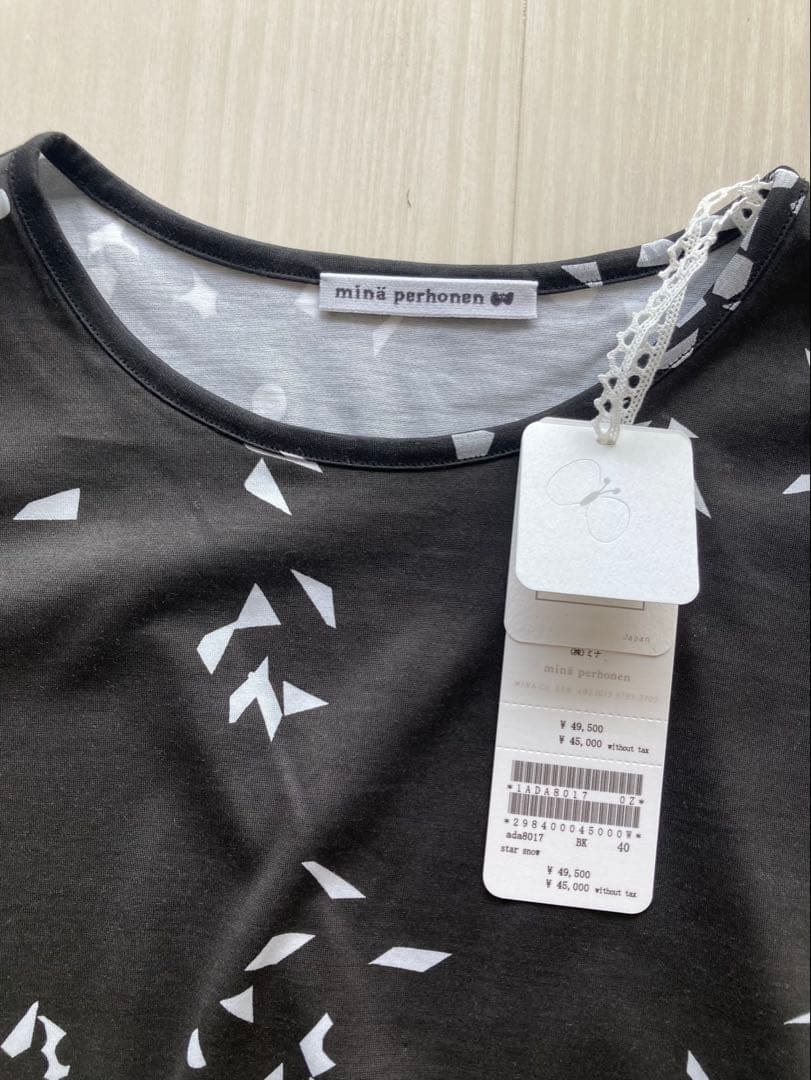 ミナペルホネン　star  カットソーワンピース　新品試着のみ