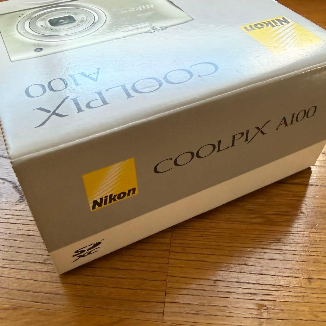 Nikon COOLPIX A100 デジタルカメラ シルバー 光学5倍