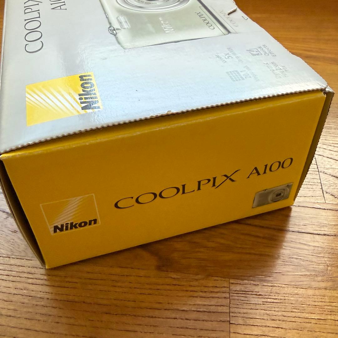 Nikon COOLPIX A100 デジタルカメラ シルバー 光学5倍