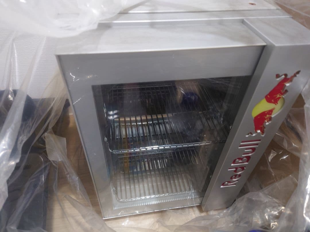 レッドブル冷蔵庫