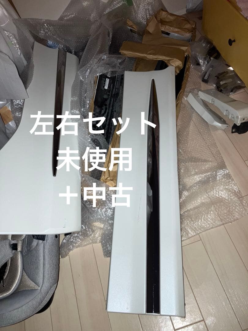 未使用＋中古 左右セット　アルファード　ヴェルファイア　070 モデリスタ　30