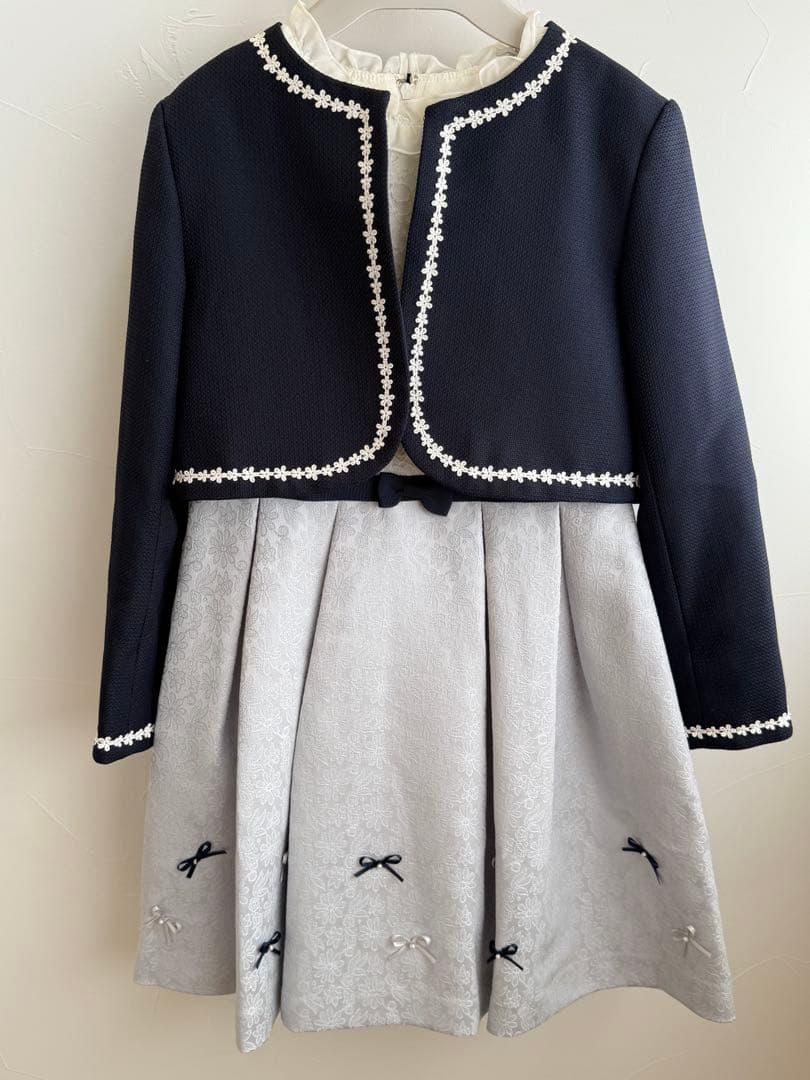 a.v.v 女の子　セレモニースーツ　2点セット　130 卒園式　入学式