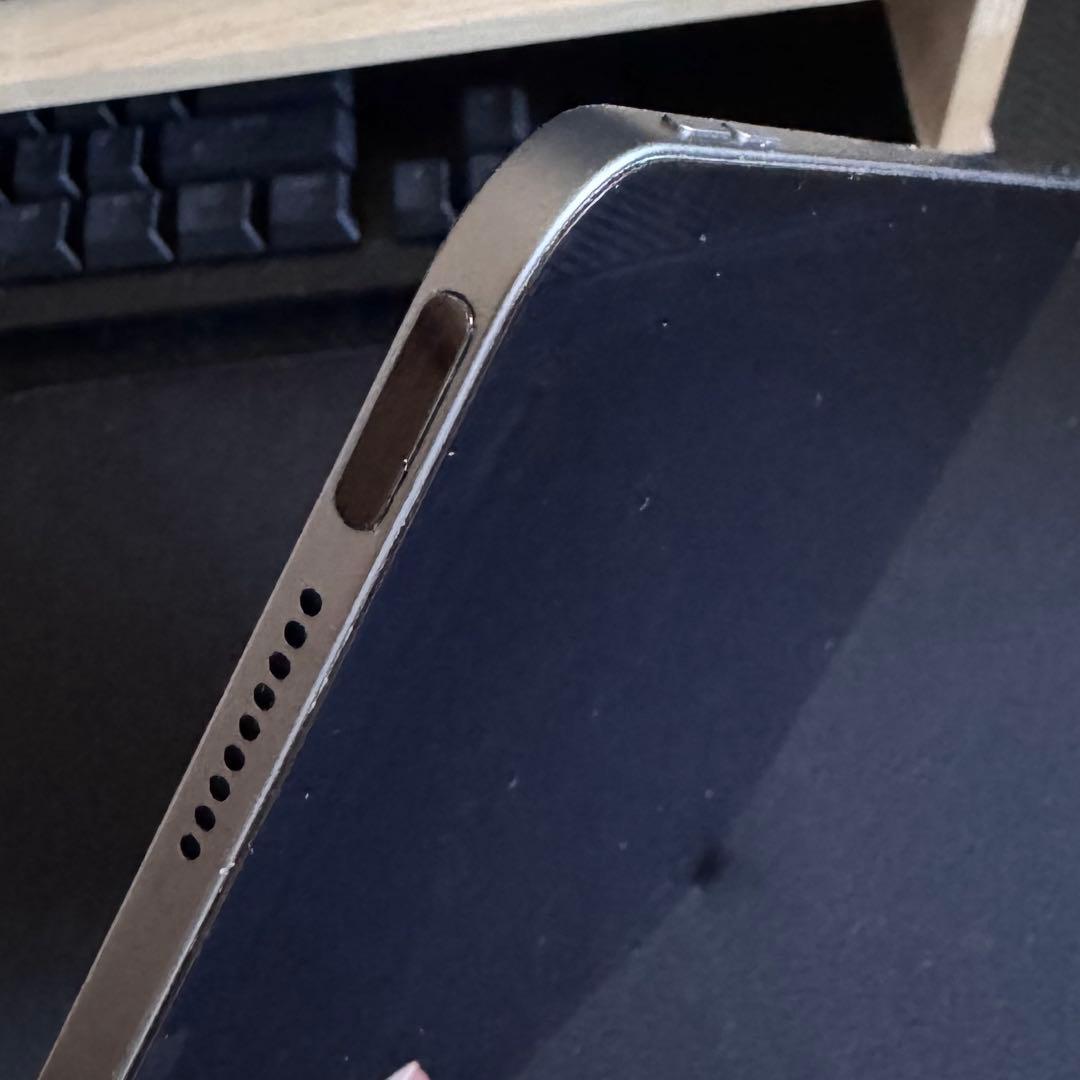 iPad Air (第5世代) 256GB Wi-Fiモデル 【訳あり】