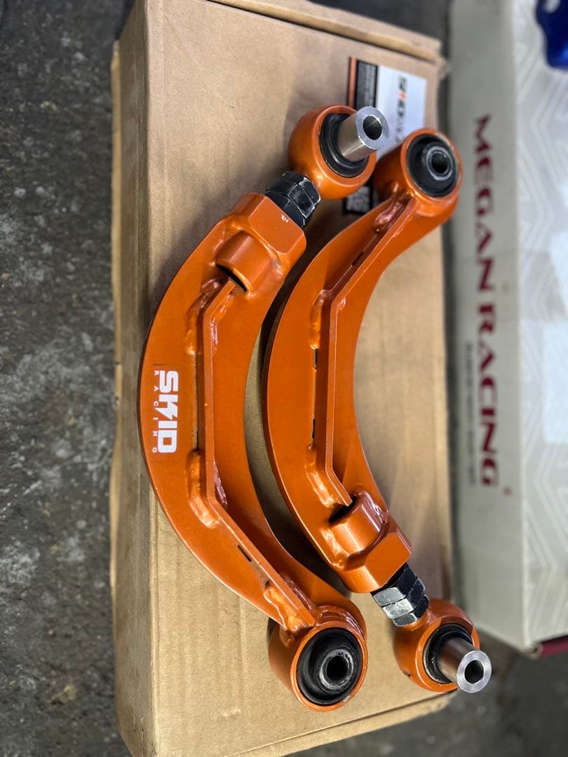 レガシィ B4 3点セット アッパーアーム ラテラルアームリア BL5 BP5