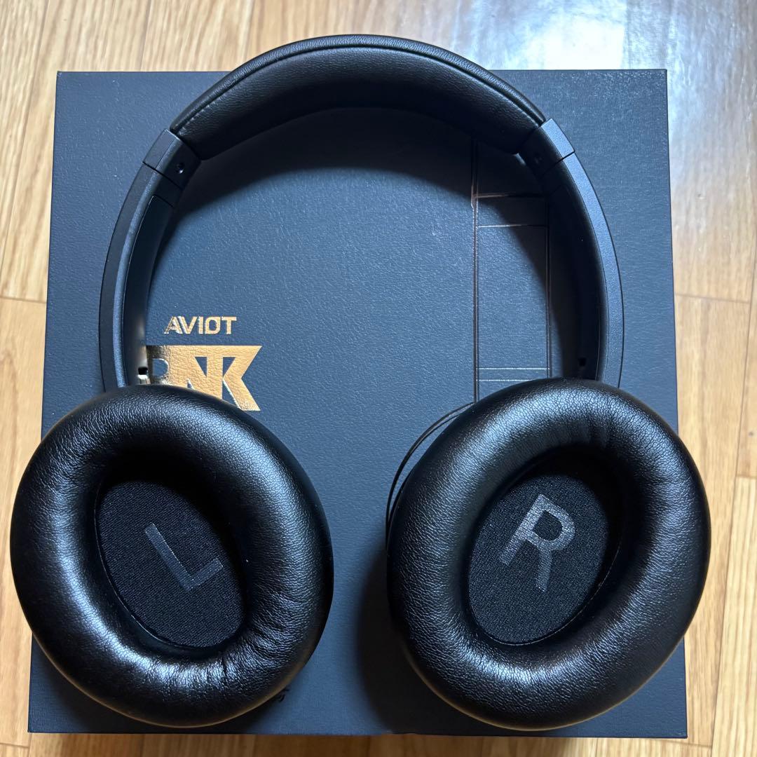 AVIOt WA-V1-PNK ワイヤレスヘッドホン(ほぼ新品)