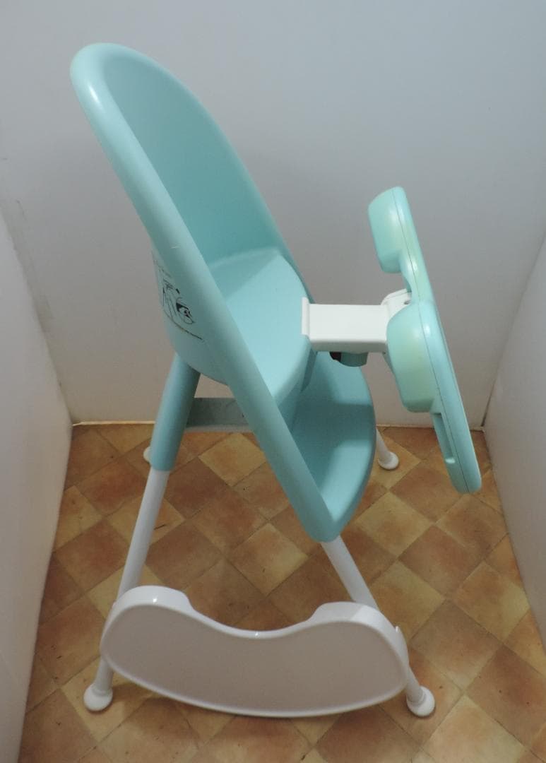 綺麗/ベビービョルンハイチェア/６～３６カ月/クリーニング済/２０２３年購入