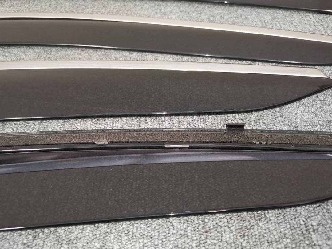 トヨタ純正　80ハリアー　サイドバイザー