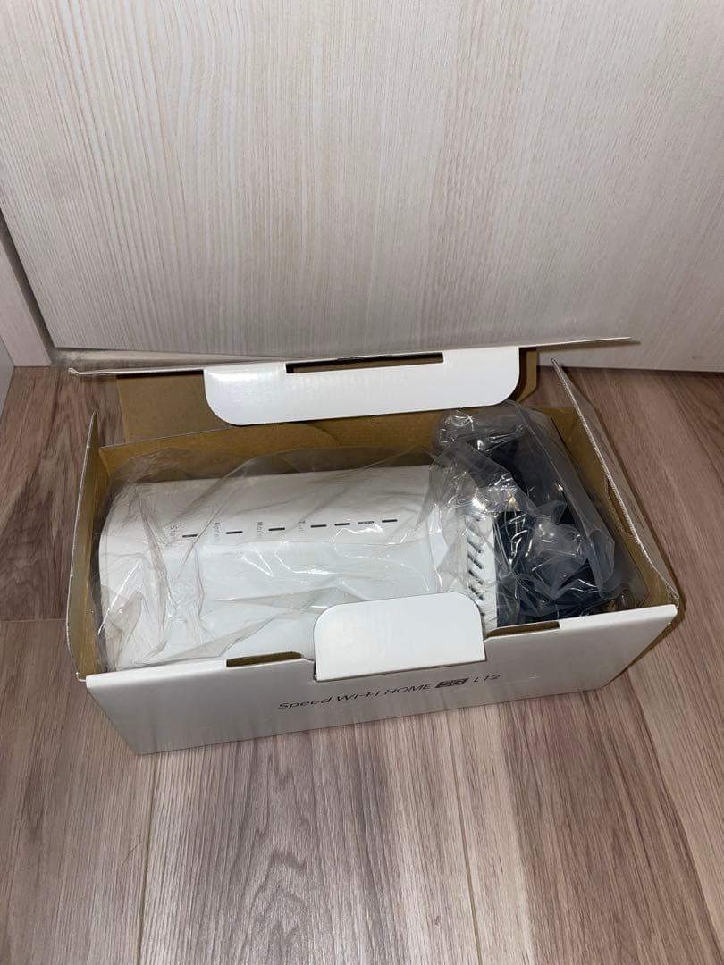 【美品】Speed Wi-Fi  5G L12 箱・アダプタ・説明書付き