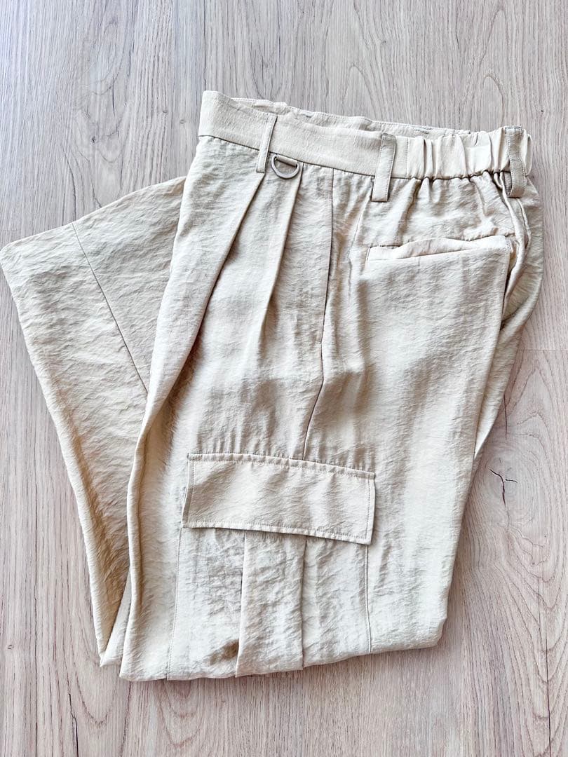 【CONTE】サテンカーゴパンツ　サイズ36