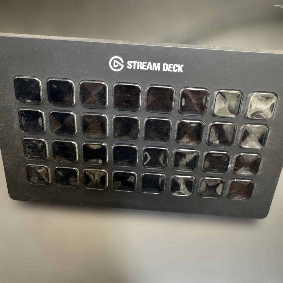 PC用ゲームコントローラー・コンバーター Elgato Gaming Stream Deck XL
