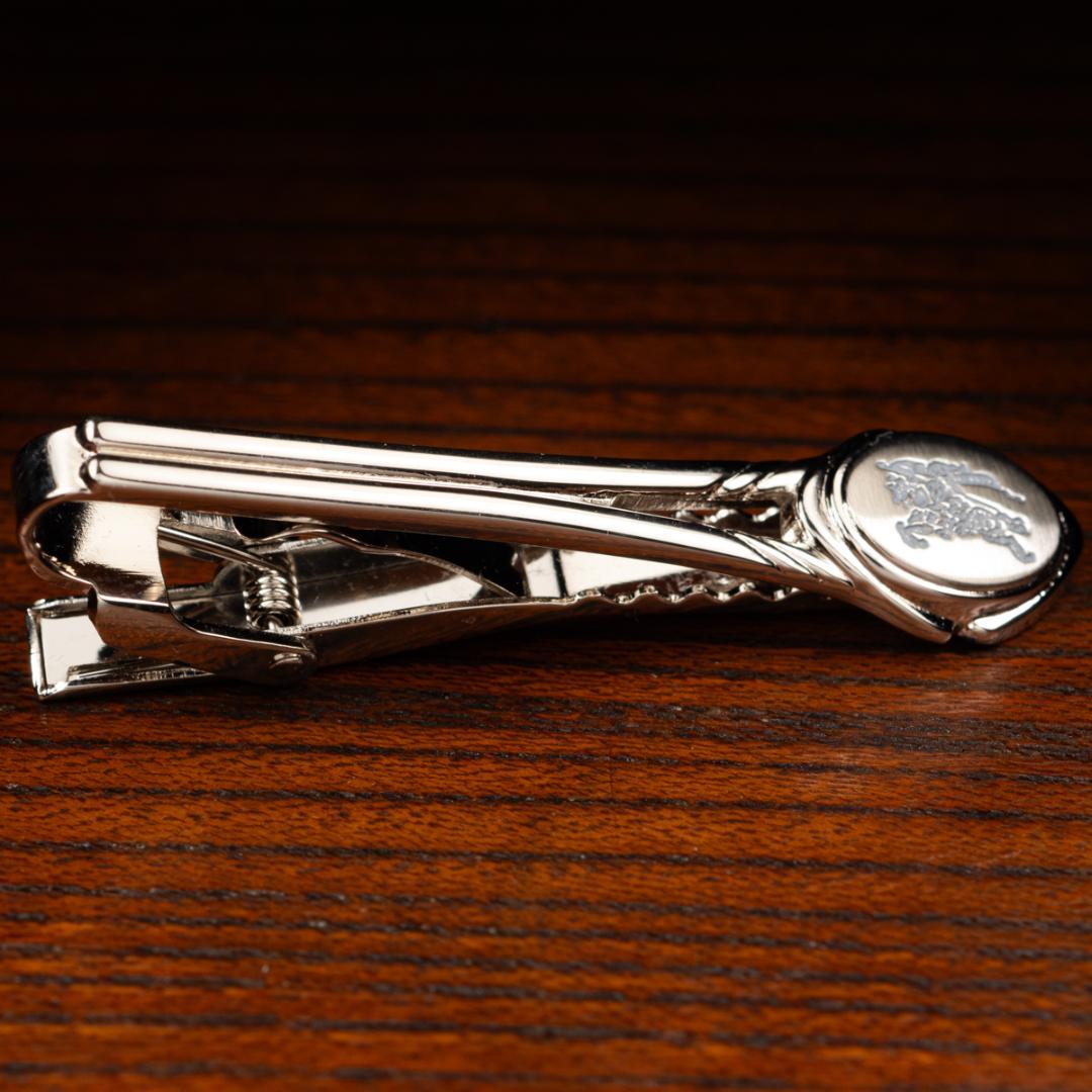 【英国王室御用達】 バーバリー 騎兵デザイン Burberry ネクタイピン