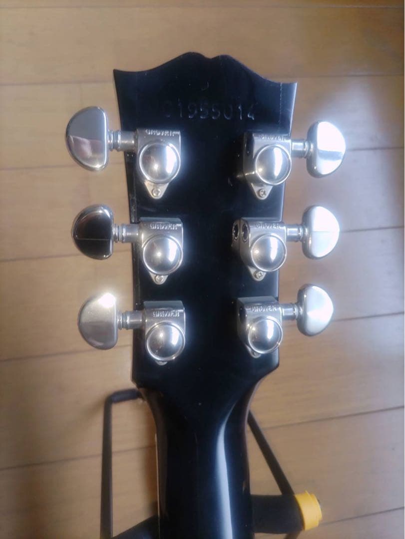 ギブソンハミングバード　希少エボニーブラックカラー（純正ハードケース付）