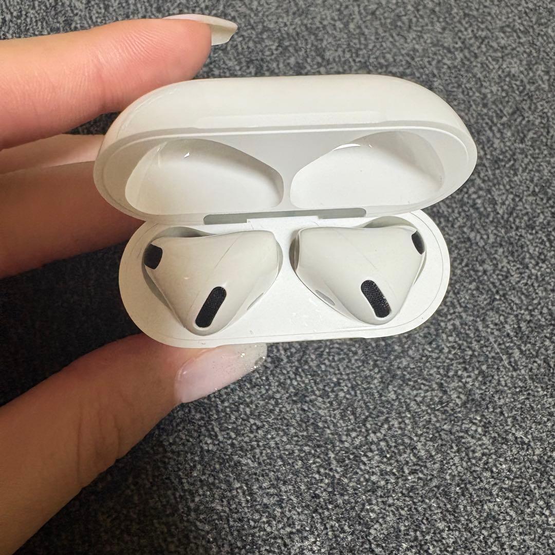 AirPods4 ノイズキャンセリング付き
