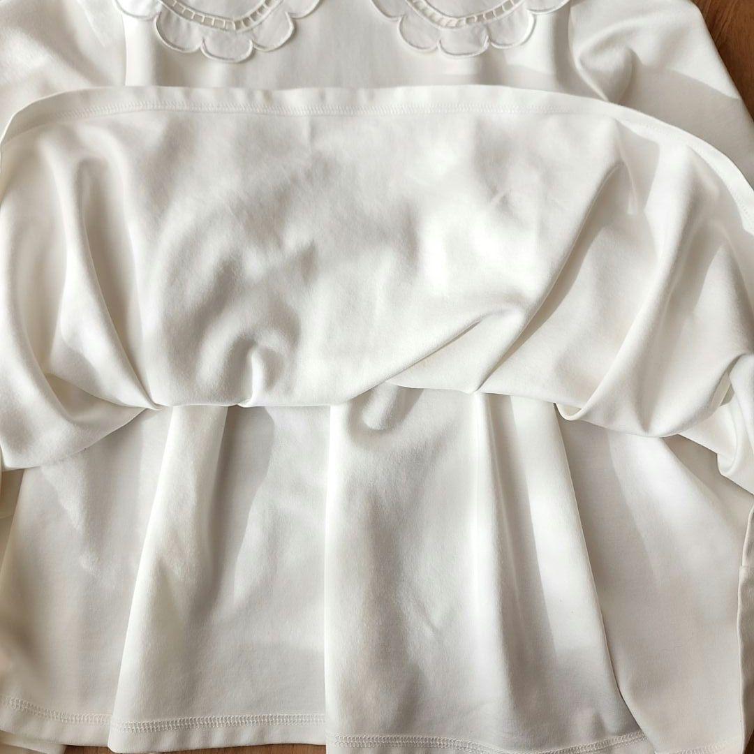 u*b様 美品✨　yori ヨリ　スカラップカラーフレアカットブラウス　長袖　ホ