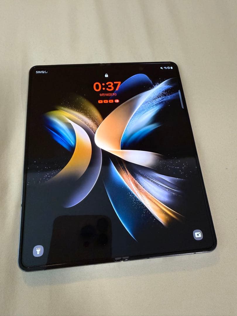 美品 galaxy z fold 4 おまけ、元箱