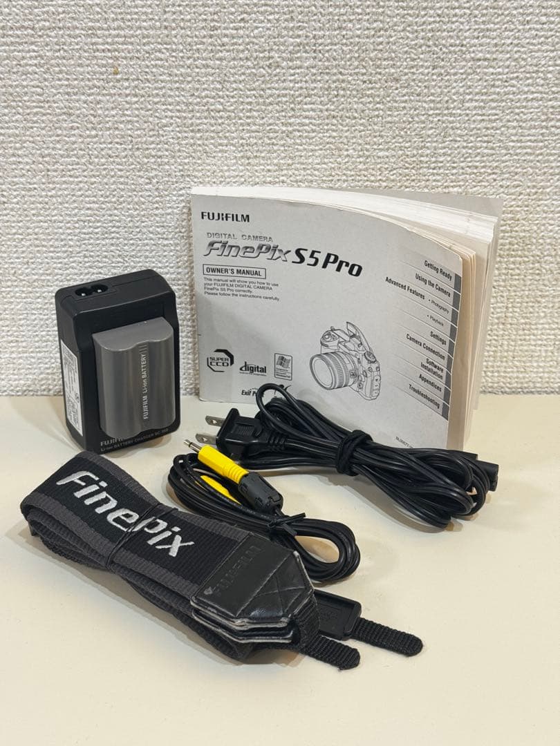 Fujifilm FinePix S5 Pro 本体