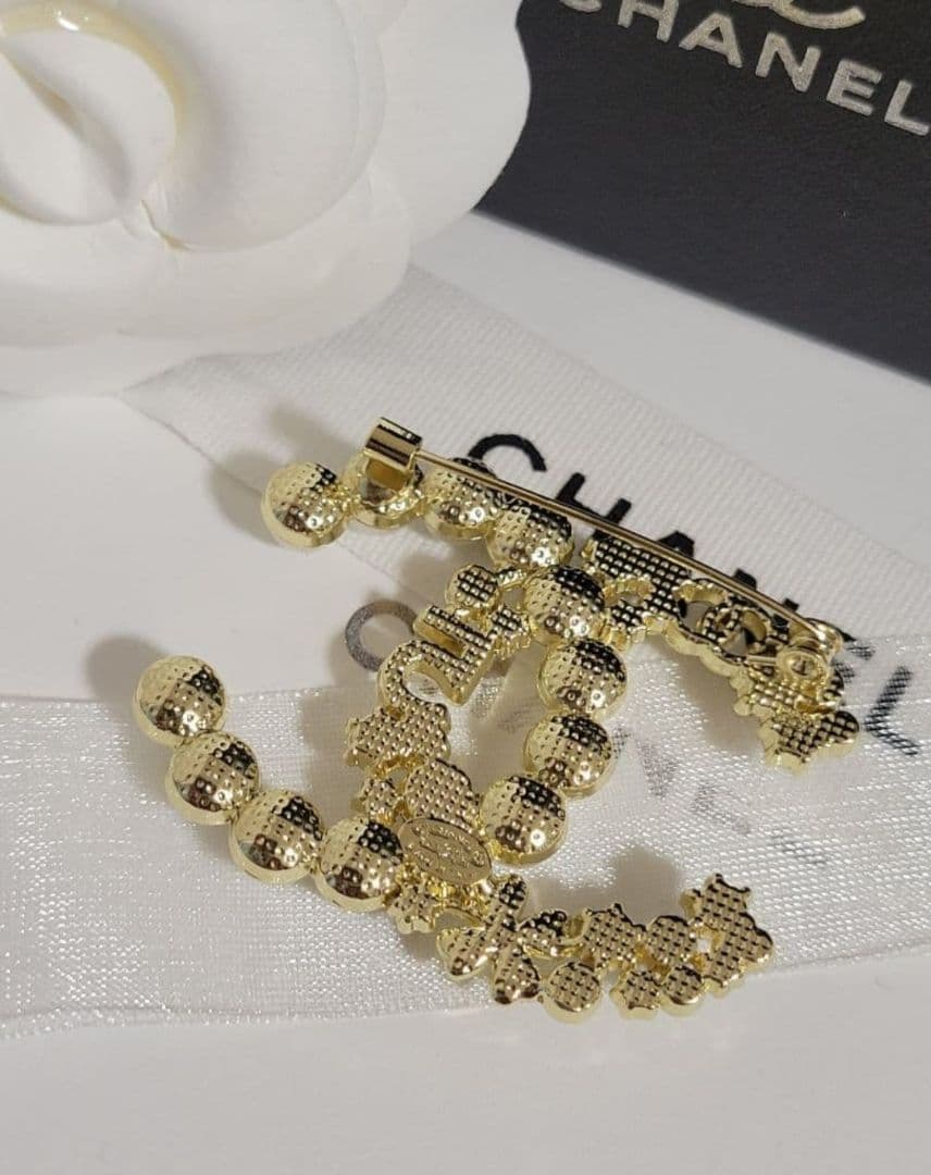 【Rarara様】　シャネル　ブローチ　パール　ゴールド