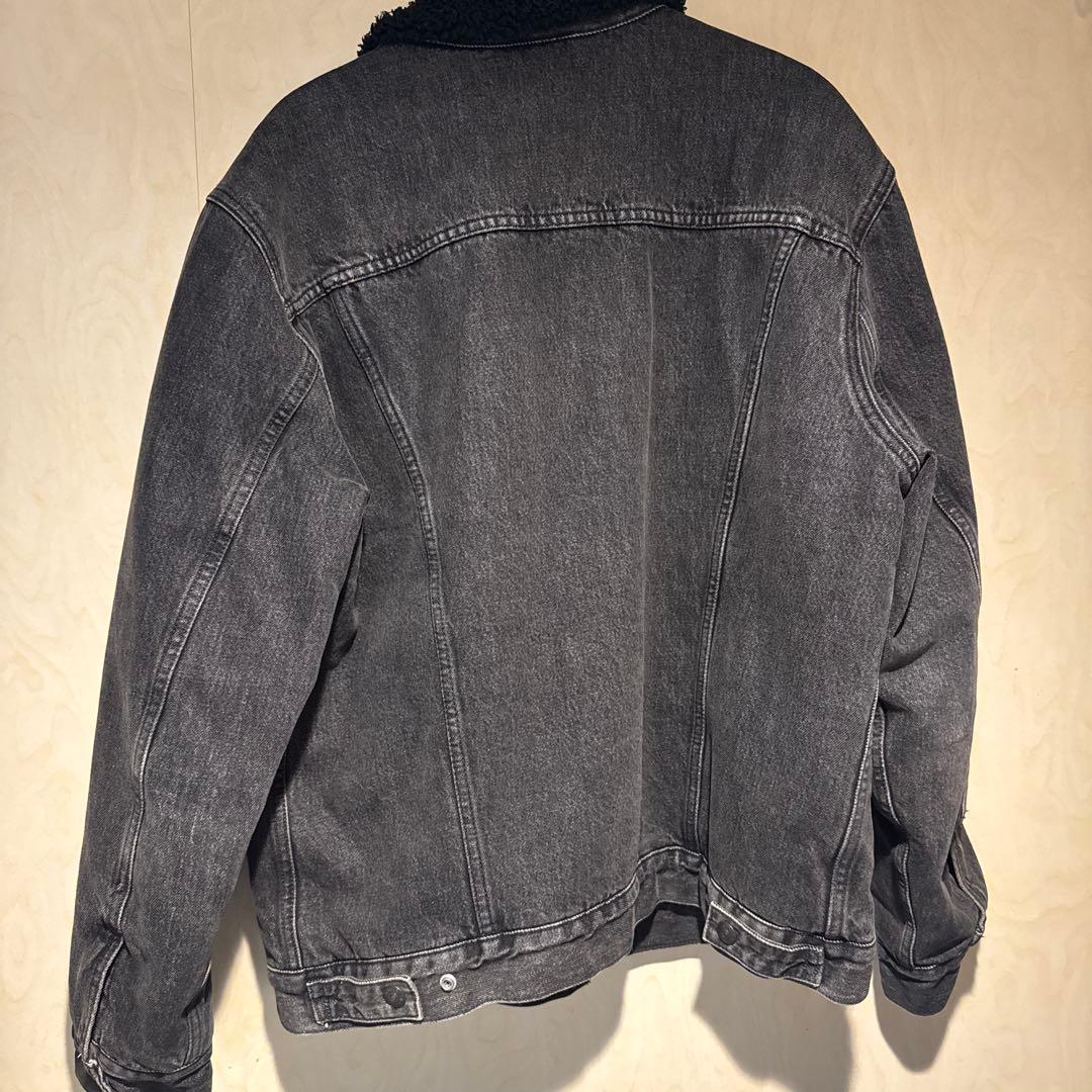 Levi's ブラックデニムジャケット ボア襟付き