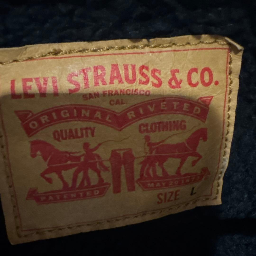 Levi's ブラックデニムジャケット ボア襟付き